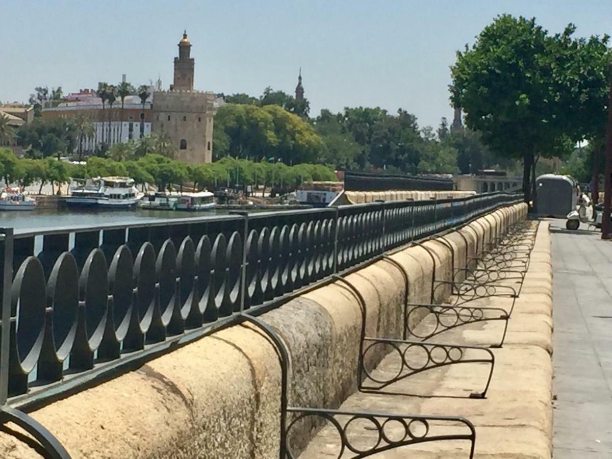 Betis A La Orilla Del Guadalquivir & Vistas A La Giralda Apartment Seville Ngoại thất bức ảnh
